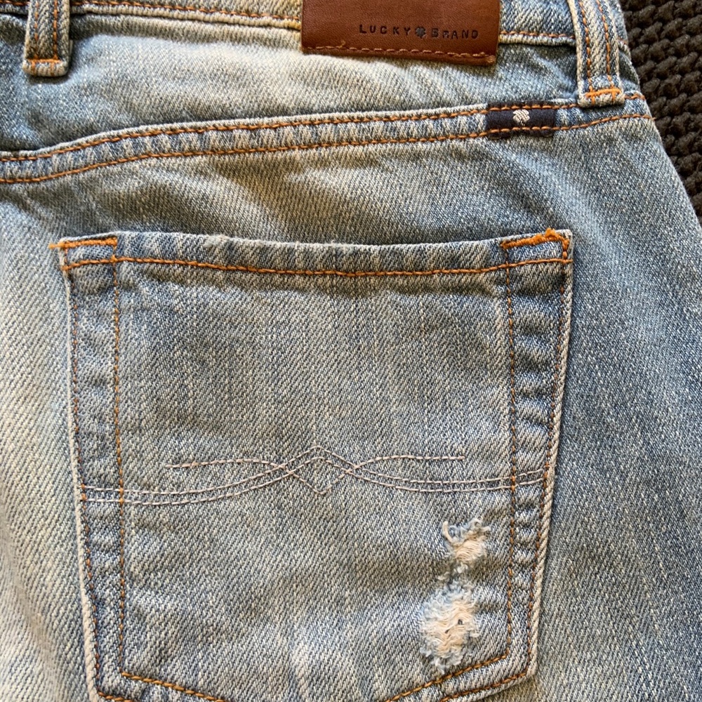 Jeans - Picture 3 of 4